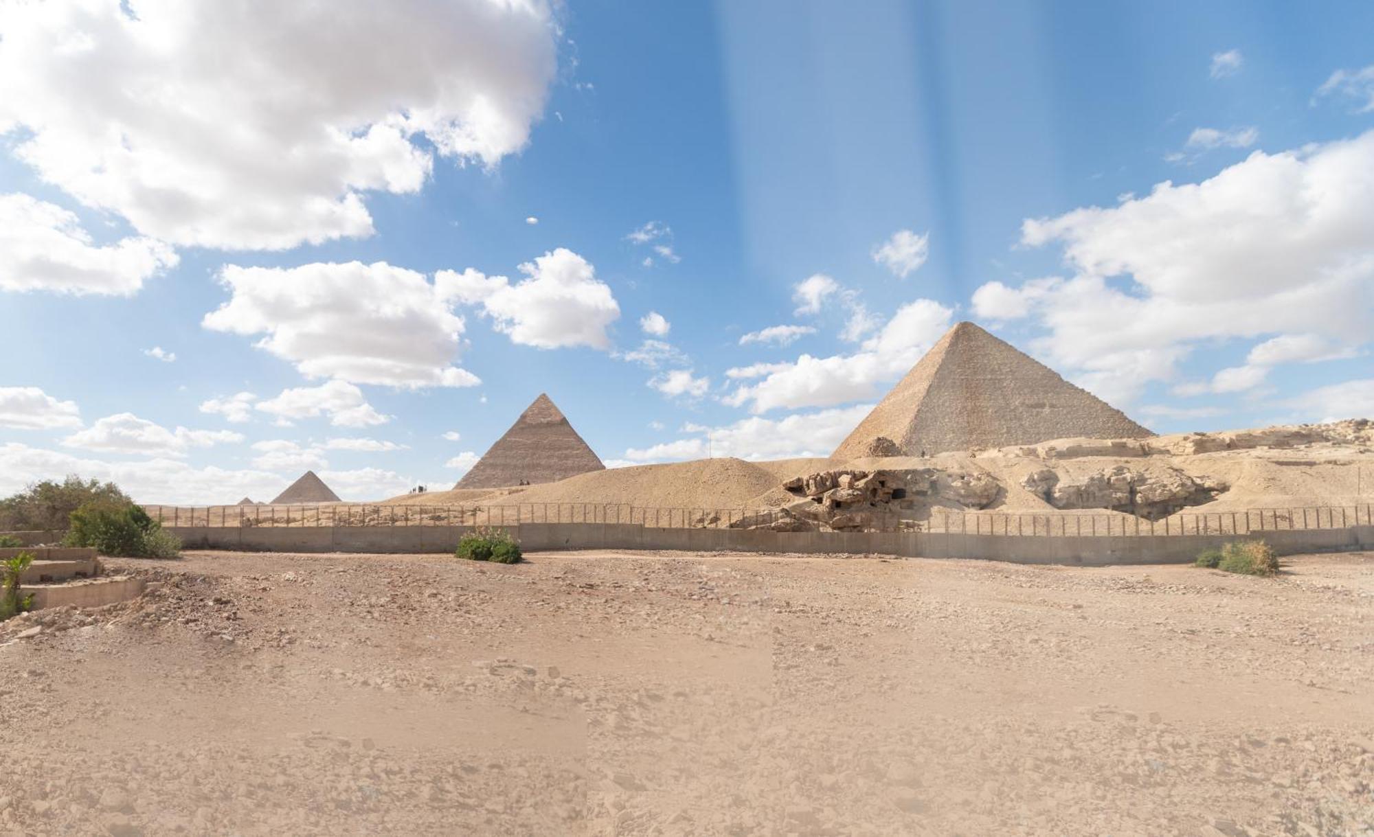 Готель Soul Pyramids View Kafrat al Jabal Екстер'єр фото
