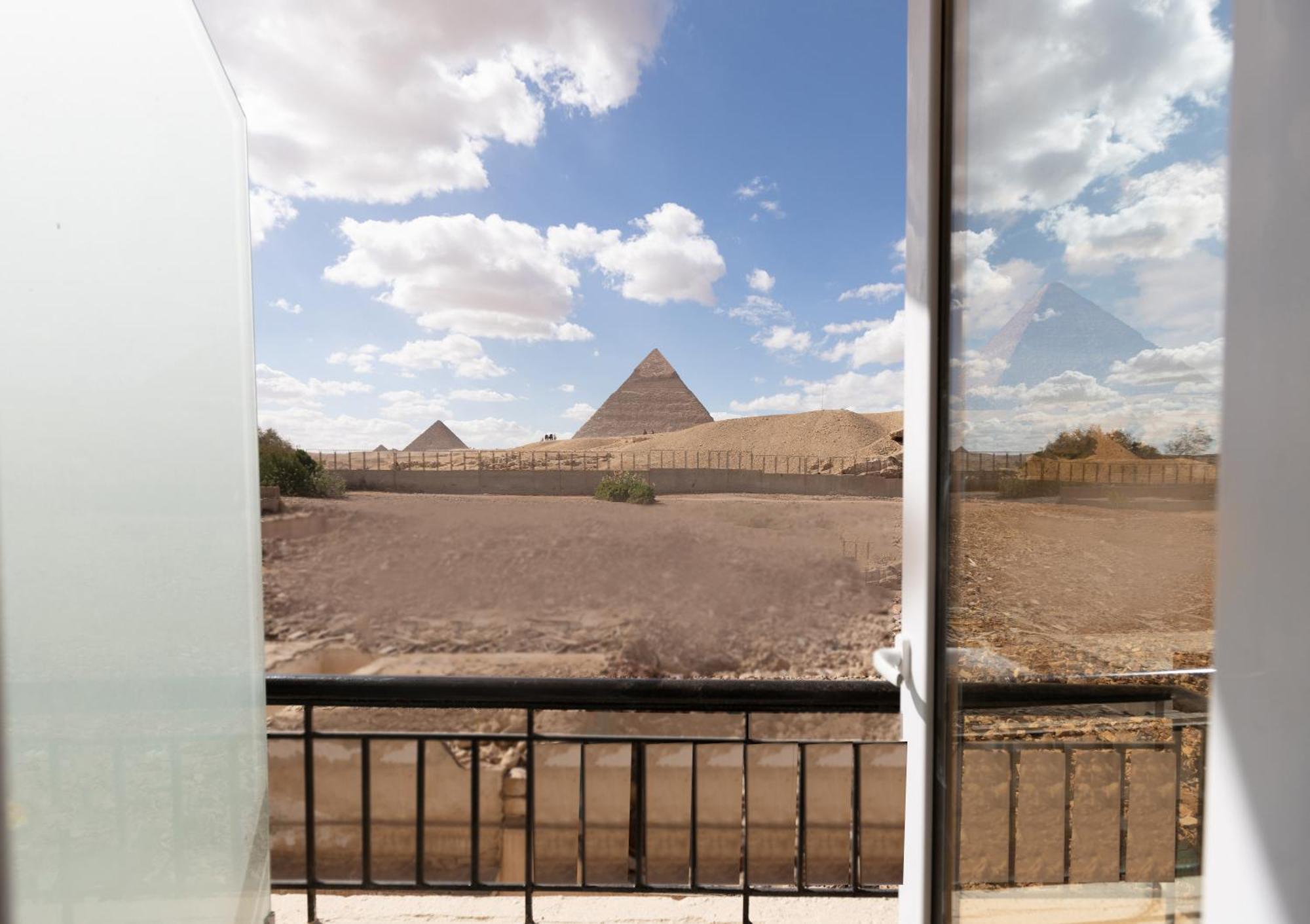 Готель Soul Pyramids View Kafrat al Jabal Екстер'єр фото
